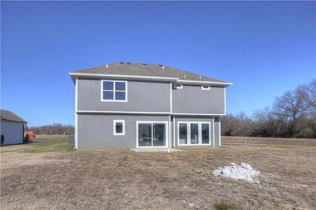 1816 Silverback Way, Pittsburg, KS 66762
