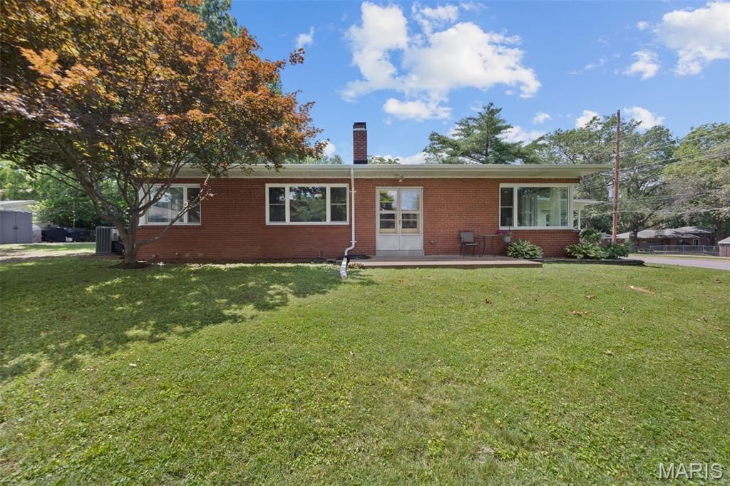 7700 Weil Avenue, St Louis, MO 63119