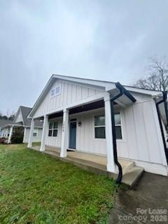 3840 Sofley Road, Charlotte, NC 28206