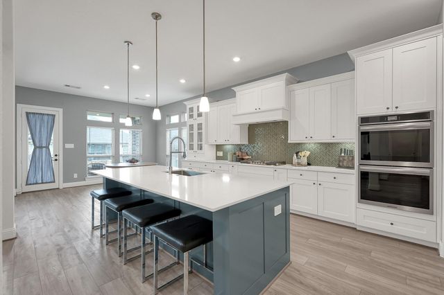 1067 Lakemont Bend Lane, Pinehurst, TX 77362