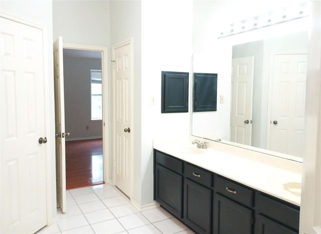 16355 Flint Run Way, Sugar Land, TX 77498
