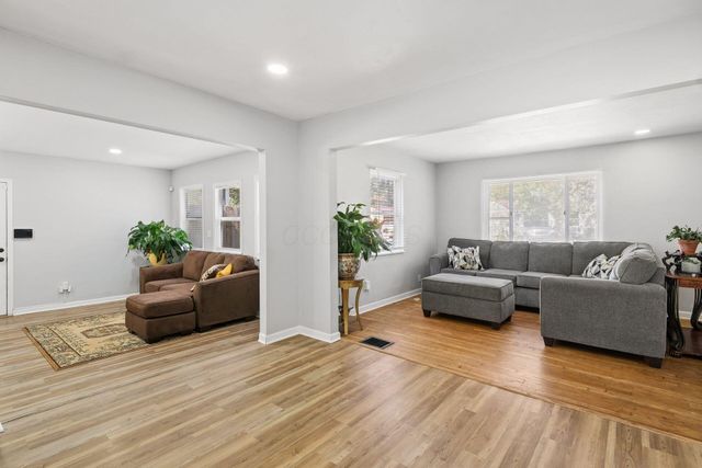 205 S Ashburton Road, Columbus, OH 43213