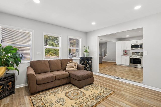 205 S Ashburton Road, Columbus, OH 43213