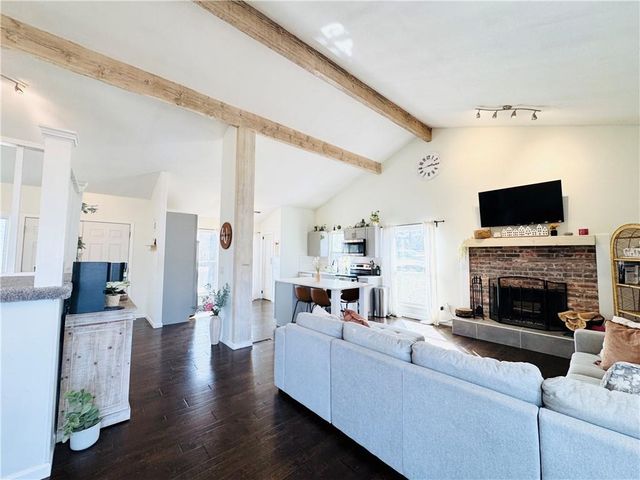 14718 W 91st Terrace, Lenexa, KS 66215