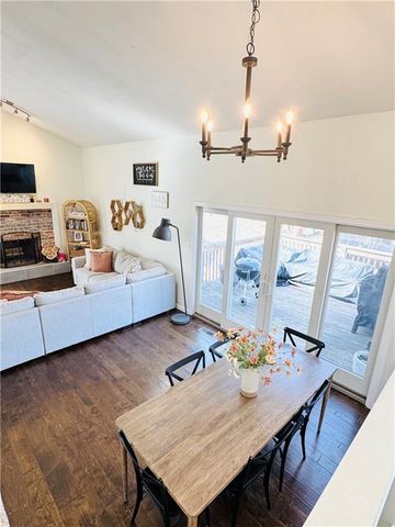 14718 W 91st Terrace, Lenexa, KS 66215