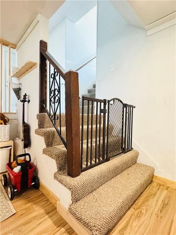 14718 W 91st Terrace, Lenexa, KS 66215