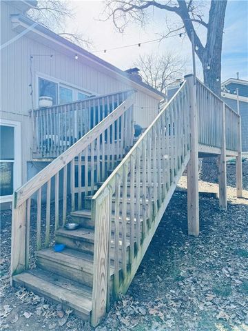 14718 W 91st Terrace, Lenexa, KS 66215