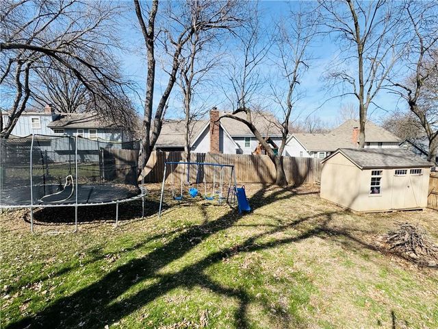 14718 W 91st Terrace, Lenexa, KS 66215