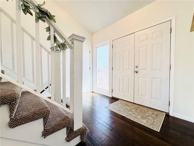 14718 W 91st Terrace, Lenexa, KS 66215