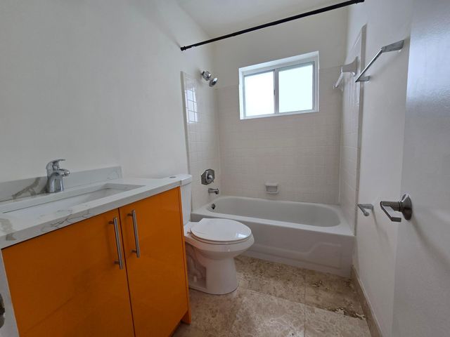 201 SE 6th Avenue, Pompano Beach, FL 33060