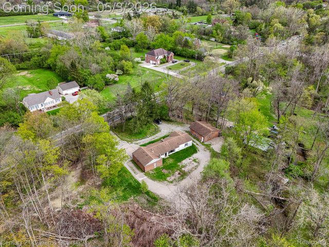 25205 Inkster Road, Farmington Hills, MI 48336