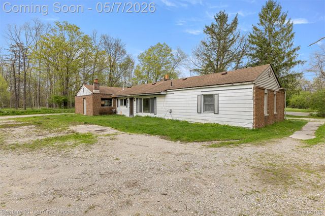 25205 Inkster Road, Farmington Hills, MI 48336