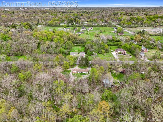 25205 Inkster Road, Farmington Hills, MI 48336