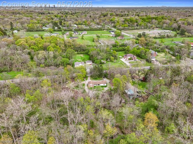 25205 Inkster Road, Farmington Hills, MI 48336