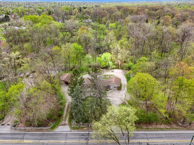 25205 Inkster Road, Farmington Hills, MI 48336