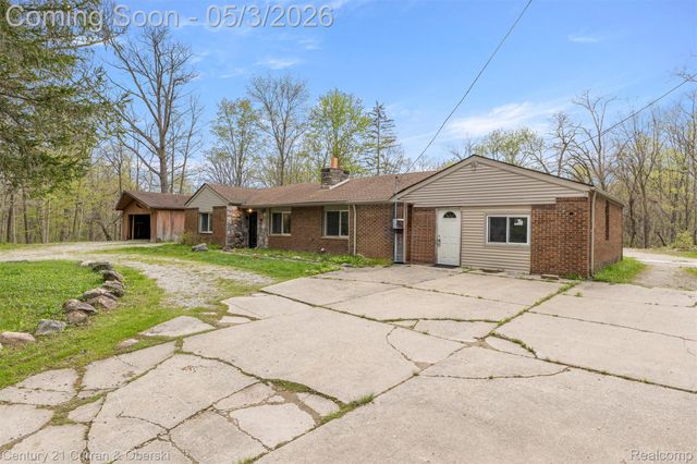 25205 Inkster Road, Farmington Hills, MI 48336