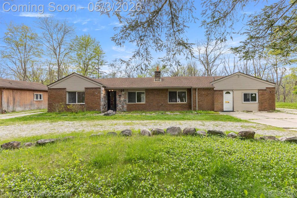 25205 Inkster Road, Farmington Hills, MI 48336
