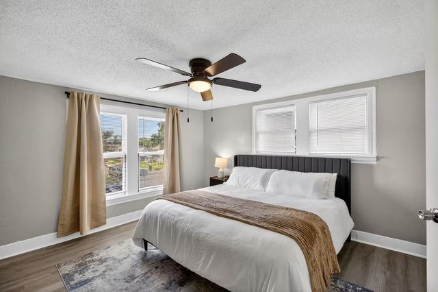 1401 Collier Street, Houston, TX 77023