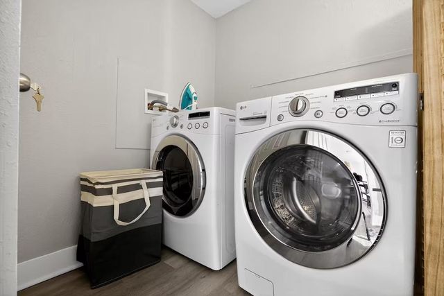 1401 Collier Street, Houston, TX 77023