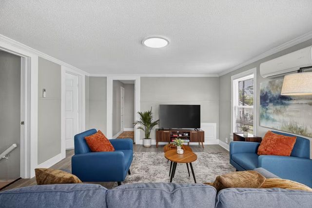 1401 Collier Street, Houston, TX 77023