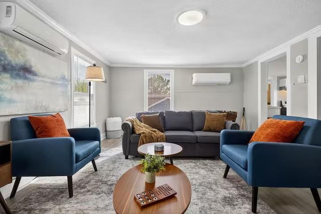 1401 Collier Street, Houston, TX 77023