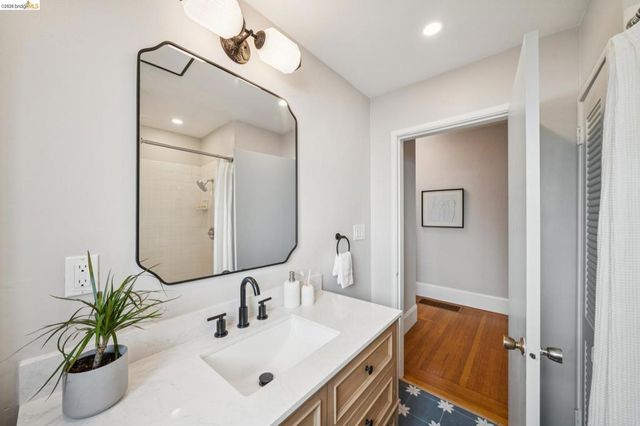 476 Key Blvd, Richmond, CA 94805