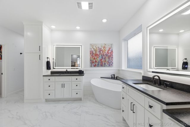 3000 W Winston Street, Broken Arrow, OK 74011