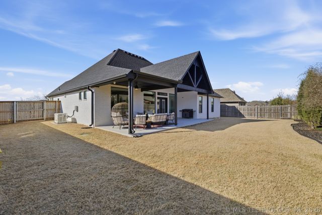 3000 W Winston Street, Broken Arrow, OK 74011