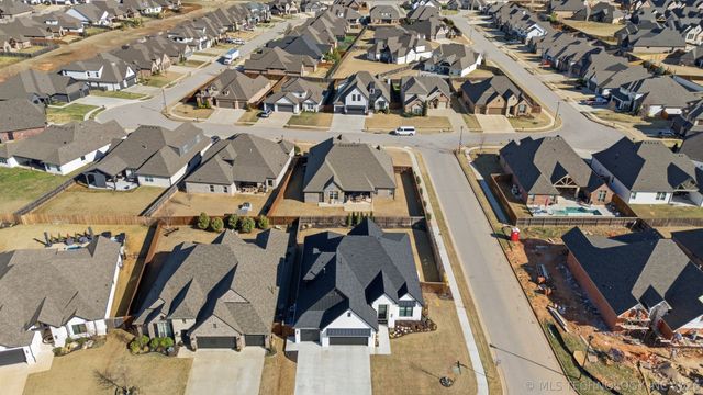 3000 W Winston Street, Broken Arrow, OK 74011