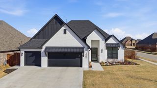 3000 W Winston Street, Broken Arrow, OK 74011