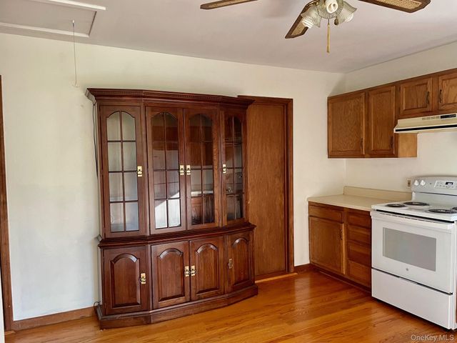 80 Mallory Lane B, Pine Bush, NY 12566