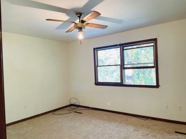 80 Mallory Lane B, Pine Bush, NY 12566