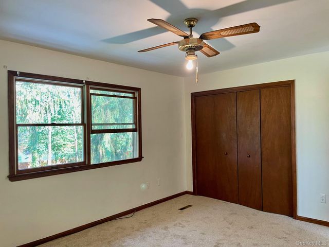 80 Mallory Lane B, Pine Bush, NY 12566