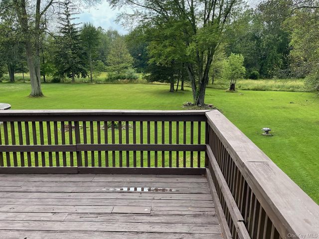 80 Mallory Lane B, Pine Bush, NY 12566