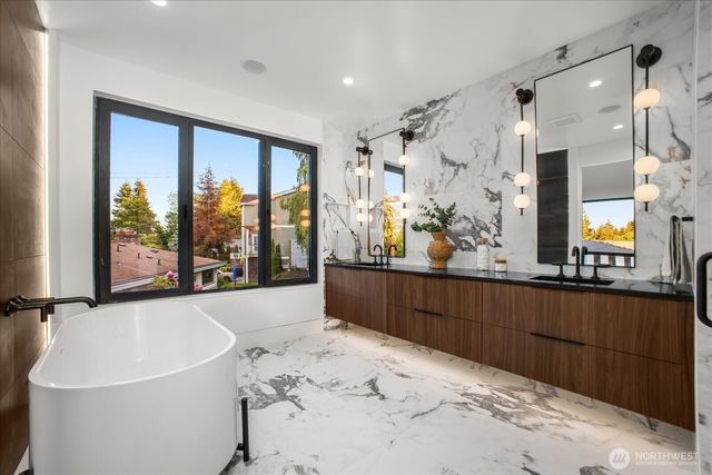 1331 102nd Avenue NE, Bellevue, WA 98004