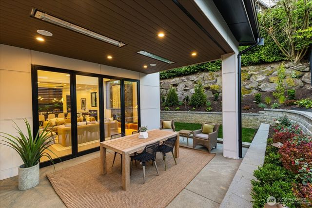 1331 102nd Avenue NE, Bellevue, WA 98004