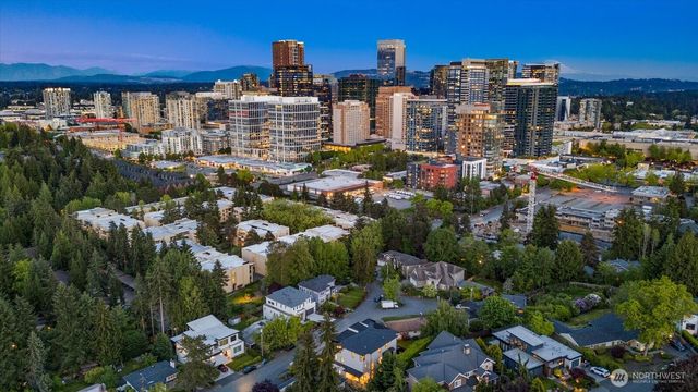 1331 102nd Avenue NE, Bellevue, WA 98004