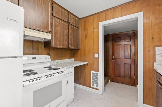 8 Morgan Circle, Fort Oglethorpe, GA 30742