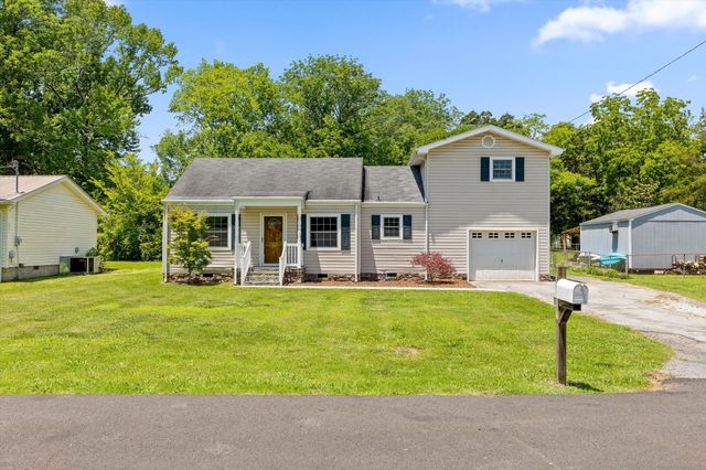 8 Morgan Circle, Fort Oglethorpe, GA 30742