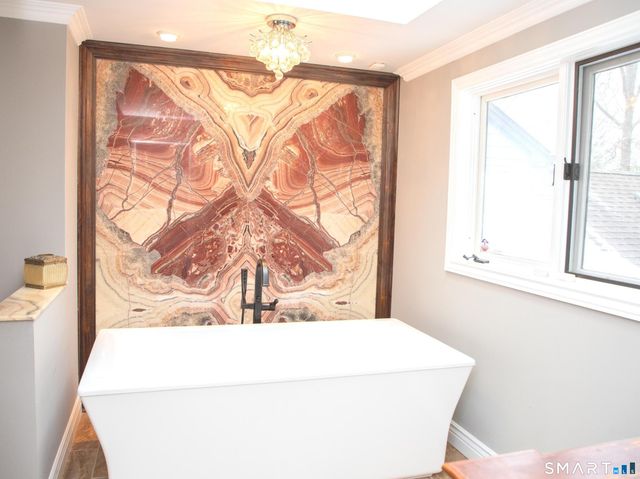 10 Ironwood Lane 10, West Hartford, CT 06117