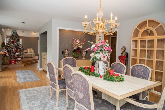 10 Ironwood Lane 10, West Hartford, CT 06117