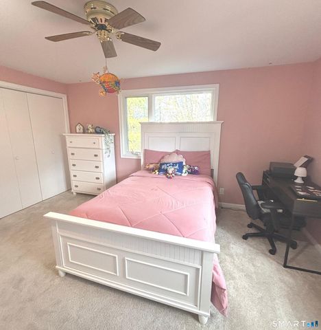 10 Ironwood Lane 10, West Hartford, CT 06117