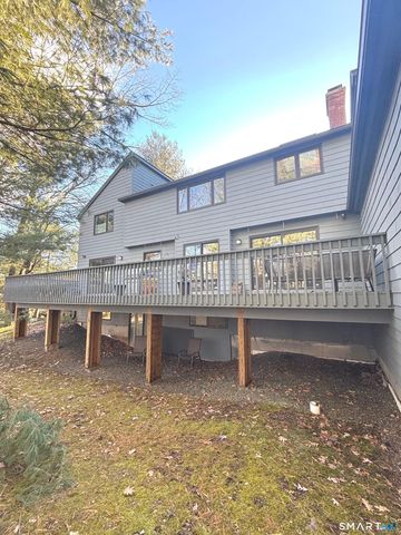 10 Ironwood Lane 10, West Hartford, CT 06117