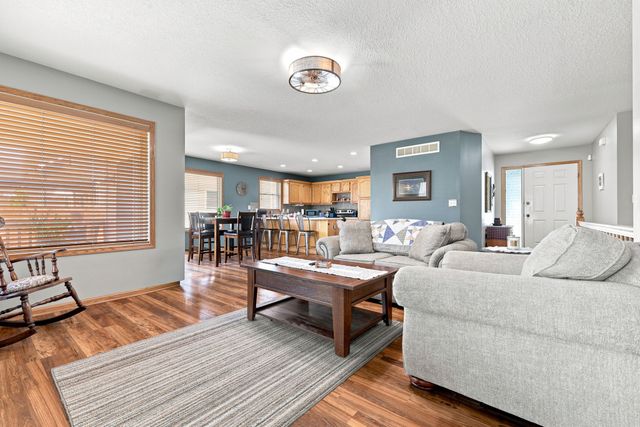 3400 SE 25th Street, Des Moines, IA 50320