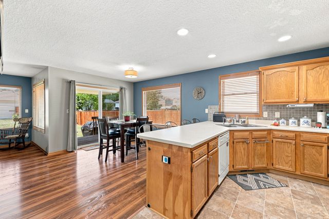 3400 SE 25th Street, Des Moines, IA 50320
