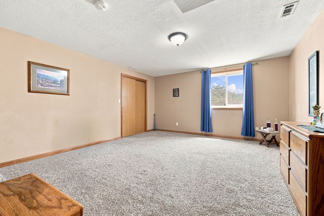 3400 SE 25th Street, Des Moines, IA 50320
