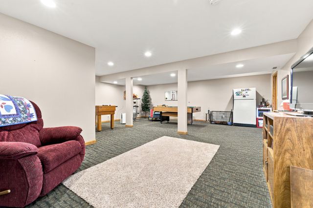 3400 SE 25th Street, Des Moines, IA 50320