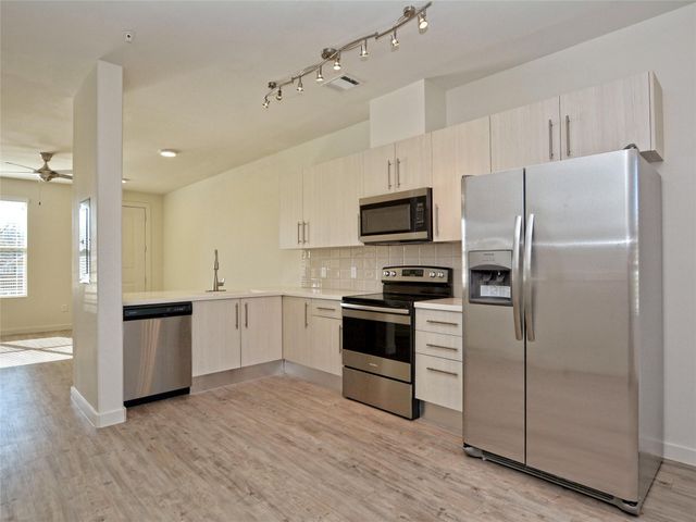 7805 Cooper LN 102, Austin, TX 78745