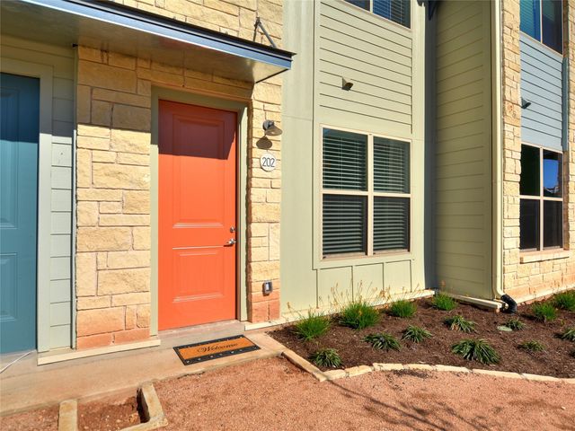 7805 Cooper LN 102, Austin, TX 78745