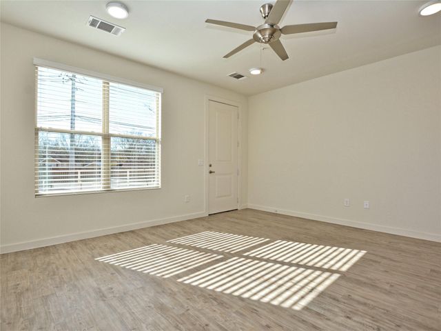 7805 Cooper LN 102, Austin, TX 78745